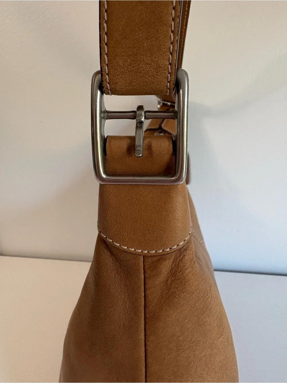 Vintage Coach Legacy 9566 Leather Hobo Bag Tan